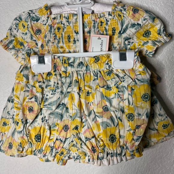 NWT cupcake & cashmere 6-9m 3 piece set. - Picture 4 of 8